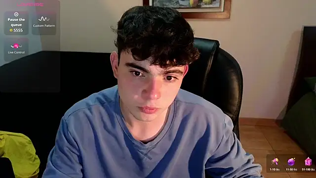 Snapshot of lukeboyce33 chatting on 03-18-26, 04:04 lukeboyce33 online show from 03-18-26, 04:04