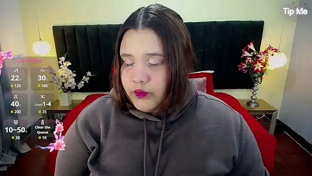 ailyn maury online show from 09-09-25, 01:27