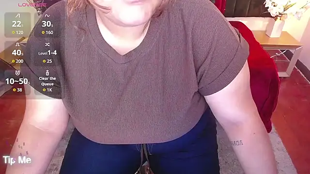 ailyn maury online show from 06-10-26, 01:10