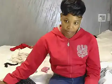 Hotytoty26 online show from 10-31-25, 06:31