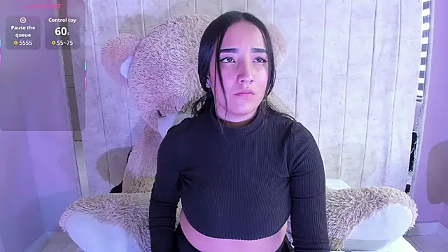 Snapshot of Alice_26_ chatting on 11-24-25, 01:33 Alice 26 online show from 11-24-25, 01:33