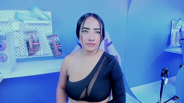 Snapshot of Alice_26_ chatting on 02-17-26, 01:51 Alice 26 online show from 02-17-26, 01:51