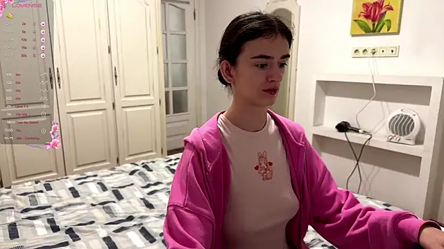 Snapshot of TwinTemptations chatting on 10-06-25, 06:49 TwinTemptations online show from 10-06-25, 06:49