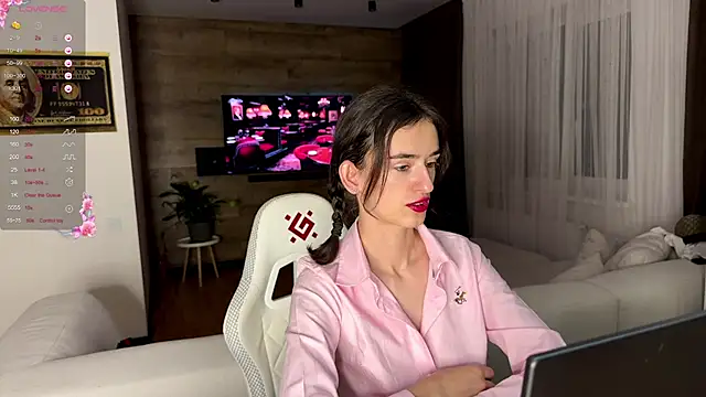 Snapshot of TwinTemptations chatting on 10-13-25, 07:25 TwinTemptations online show from 10-13-25, 07:25