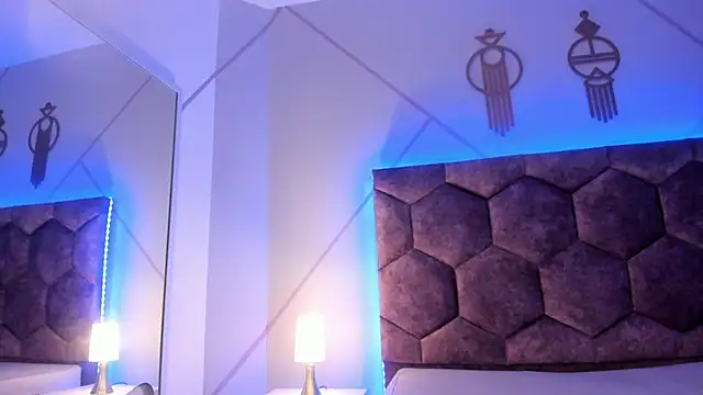 Chloe Durand  online show from 03-19-25, 11:36