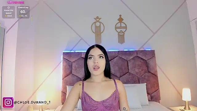 Chloe Durand  online show from 09-22-25, 08:11