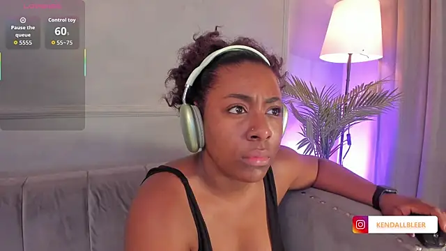 Kendallbleer online show from 09-24-25, 11:57