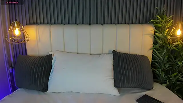 LauraCarther online show from 04-29-26, 08:15