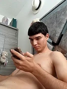 Snapshot of Saul_yei chatting on 03-24-26, 01:38 Saul yei online show from 03-24-26, 01:38