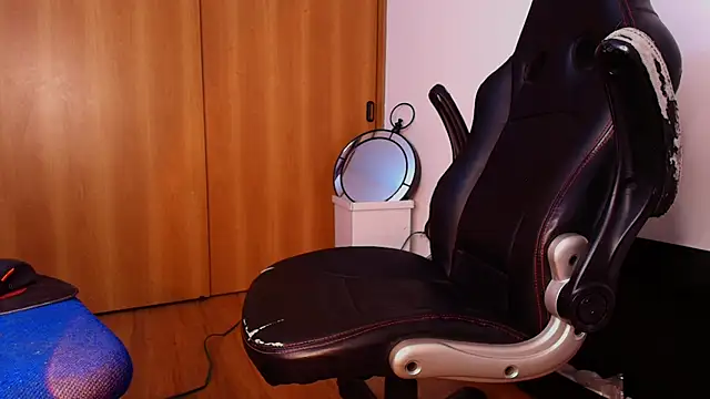 Snapshot of josemeirelesfox chatting on 09-28-25, 05:57 josemeirelesfox online show from 09-28-25, 05:57