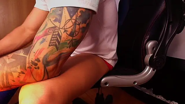 Snapshot of josemeirelesfox chatting on 09-28-25, 06:02 josemeirelesfox online show from 09-28-25, 06:02