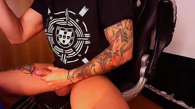 Snapshot of josemeirelesfox chatting on 09-30-25, 06:24 josemeirelesfox online show from 09-30-25, 06:24