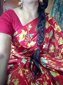 Snapshot of Shalini_telugu09 chatting on 03-06-26, 09:28 Shalini telugu09 online show from 03-06-26, 09:28