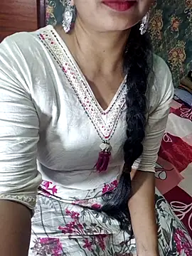 Snapshot of Shalini_telugu09 chatting on 03-07-26, 09:17 Shalini telugu09 online show from 03-07-26, 09:17