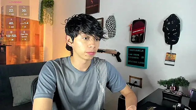 Snapshot of Yaiden_11 chatting on 03-18-25, 07:10 Yaiden 11 online show from 03-18-25, 07:10
