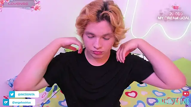 Snapshot of adam_angelssss chatting on 09-11-25, 12:44 adam angelssss online show from 09-11-25, 12:44