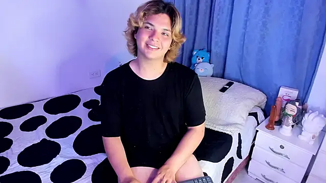 adam angelssss online show from 04-26-26, 07:06