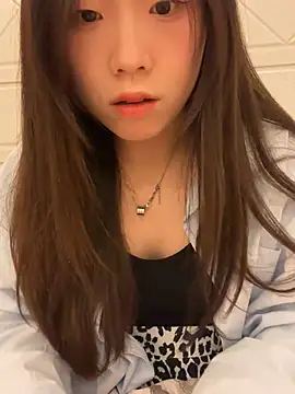 Minnie-66 online show from 03-17-25, 09:44