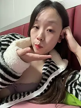 Minnie-66 online show from 10-19-25, 12:06