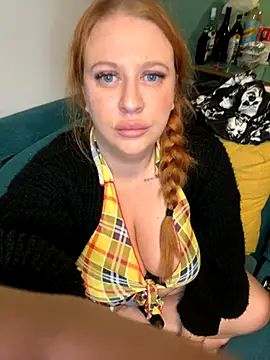 Snapshot of XxXMistyXxX chatting on 09-28-25, 12:27 XxXMistyXxX online show from 09-28-25, 12:27