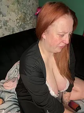 Snapshot of XxXMistyXxX chatting on 11-02-25, 10:45 XxXMistyXxX online show from 11-02-25, 10:45