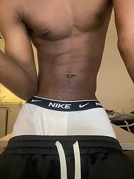 Renoirmonter online show from 02-23-26, 04:26