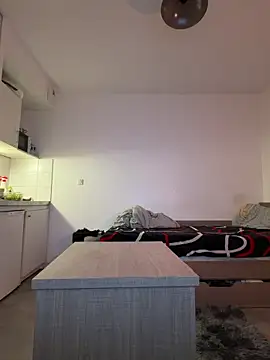 Renoirmonter online show from 05-23-26, 06:01