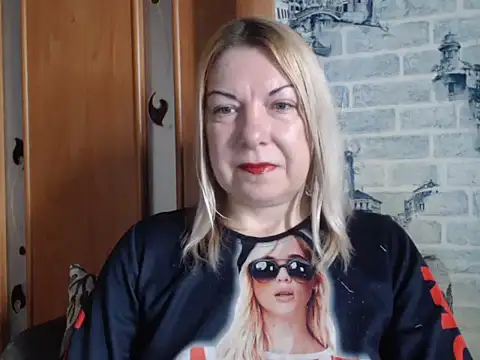 Snapshot of Lillia_Ray chatting on 03-18-26, 08:50 Lillia Ray online show from 03-18-26, 08:50