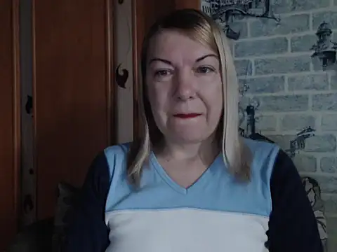 Snapshot of Lillia_Ray chatting on 03-22-26, 06:17 Lillia Ray online show from 03-22-26, 06:17