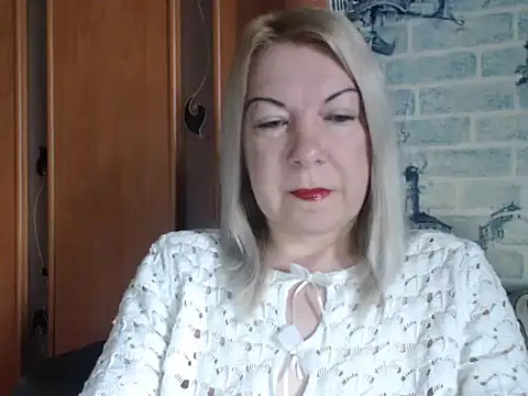 Snapshot of Lillia_Ray chatting on 04-23-26, 06:47 Lillia Ray online show from 04-23-26, 06:47