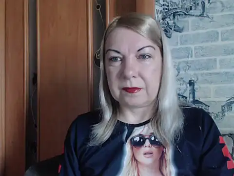 Snapshot of Lillia_Ray chatting on 04-25-26, 08:06 Lillia Ray online show from 04-25-26, 08:06