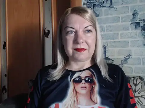 Snapshot of Lillia_Ray chatting on 04-25-26, 01:41 Lillia Ray online show from 04-25-26, 01:41