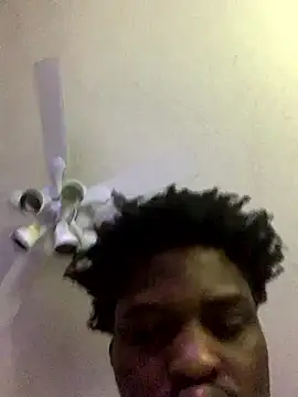 Snapshot of bbcuncut10 chatting on 04-05-26, 05:43 bbcuncut10 online show from 04-05-26, 05:43