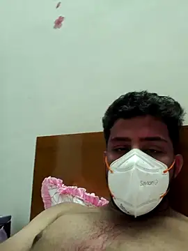 Snapshot of nickjones698 chatting on 03-14-25, 05:35 nickjones698 online show from 03-14-25, 05:35