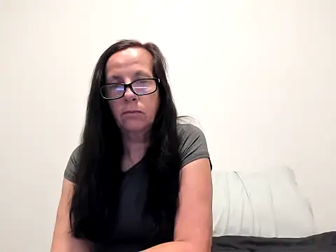 Snapshot of peachgoddess chatting on 04-08-26, 03:06 peachgoddess online show from 04-08-26, 03:06
