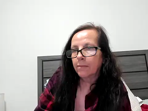 Snapshot of peachgoddess chatting on 04-14-26, 03:01 peachgoddess online show from 04-14-26, 03:01
