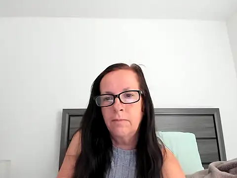 Snapshot of peachgoddess chatting on 04-15-26, 02:35 peachgoddess online show from 04-15-26, 02:35