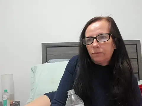Snapshot of peachgoddess chatting on 04-18-26, 02:32 peachgoddess online show from 04-18-26, 02:32