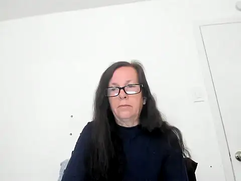 Snapshot of peachgoddess chatting on 06-20-26, 01:03 peachgoddess online show from 06-20-26, 01:03