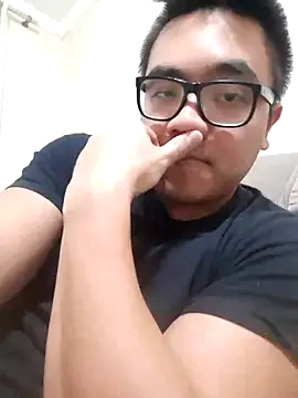 awesometeacher33 online show from 03-18-25, 05:10