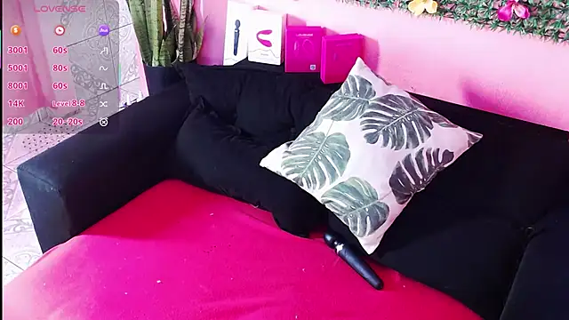 DianaGom online show from 10-05-25, 10:35