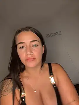 DarkVelvet online show from 10-26-25, 06:03