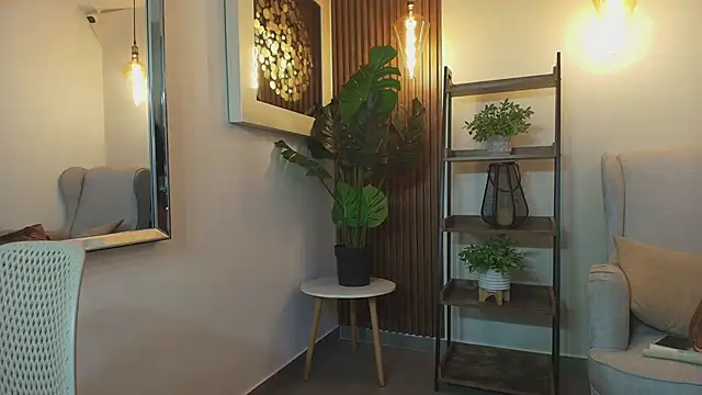 Snapshot of Coral_Lise chatting on 09-25-25, 11:36 Coral Lise online show from 09-25-25, 11:36