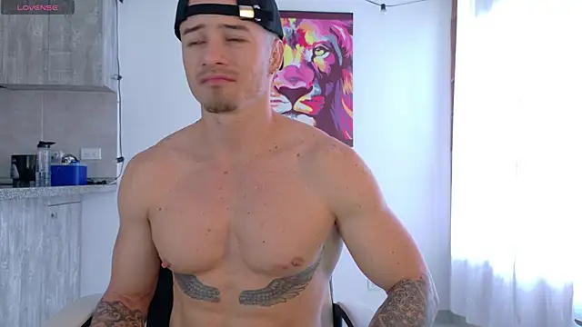 Snapshot of Ryannblue07 chatting on 11-01-25, 04:53 Ryannblue07 online show from 11-01-25, 04:53