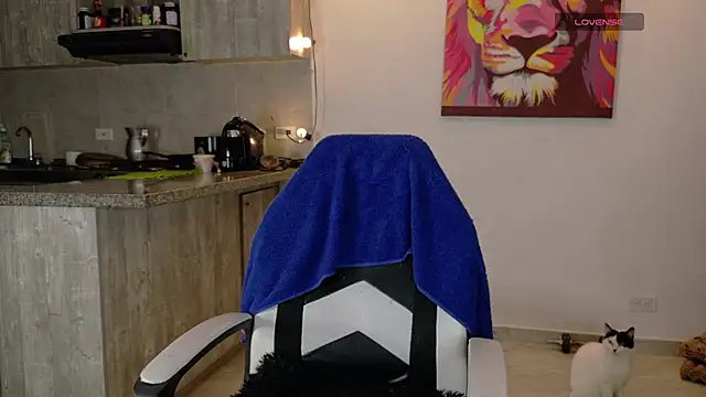 Ryannblue07 online show from 04-22-26, 11:50