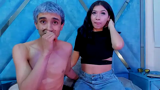 LauryAndNarem69 online show from 11-03-25, 08:04