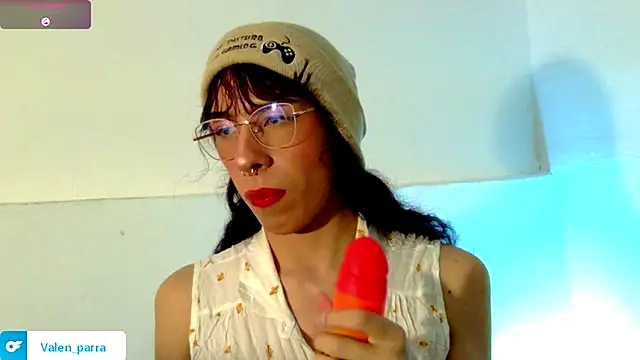 Snapshot of kattycat_ chatting on 10-08-25, 11:24 kattycat online show from 10-08-25, 11:24