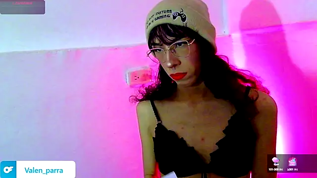 Snapshot of kattycat_ chatting on 10-13-25, 10:43 kattycat online show from 10-13-25, 10:43