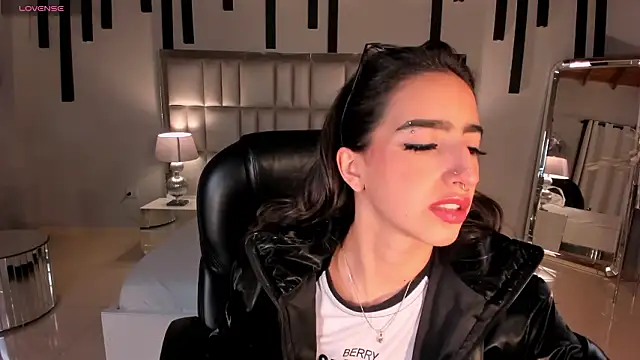 LarisaSmirnov online show from 03-25-26, 03:45