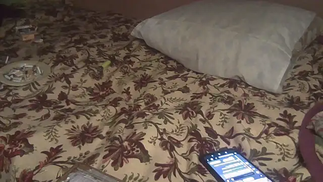 JoaoPinto0 online show from 10-13-25, 08:53